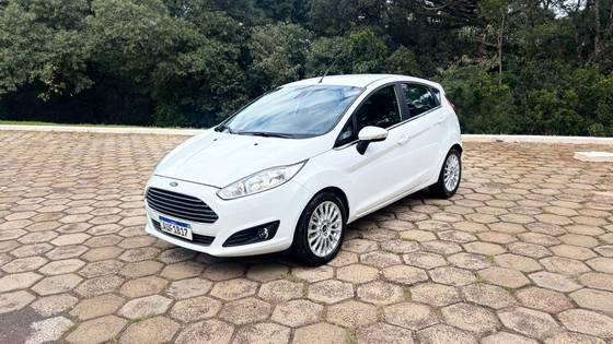 FORD FIESTA 1.6 TITANIUM HATCH 16V FLEX 4P MANUAL